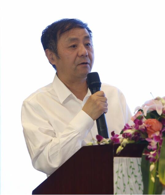 贺军伟